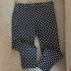 H&M Navy Blue and White Patterned Cropped Pants
